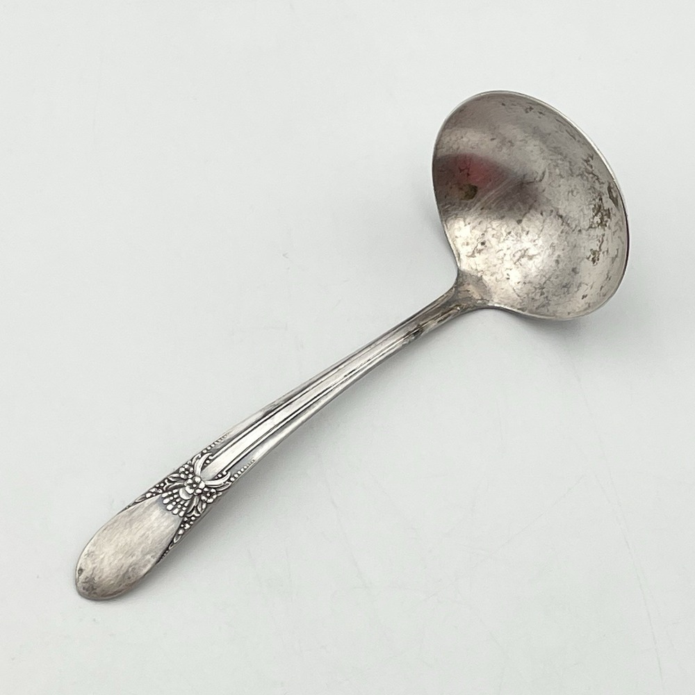 Vintage 1940 Wm Rogers Beloved Silverplate Gravy Ladle International Silver